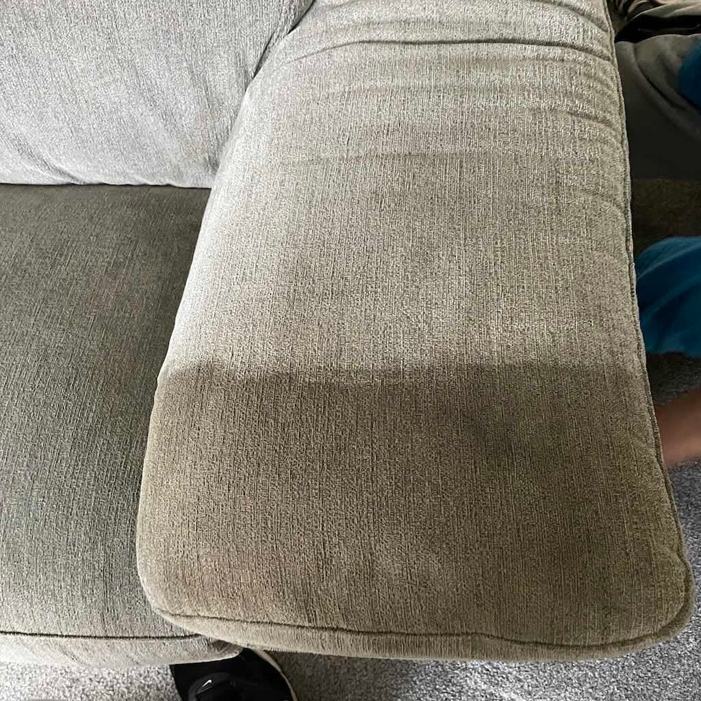 Professional Upholstery/Sofa Cleaning Service
