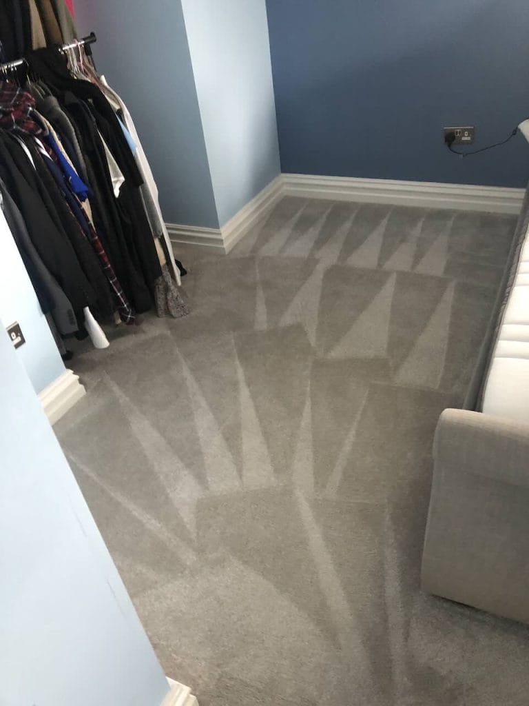 Light-grey bedroom carpet after professional cleaning in Northampton